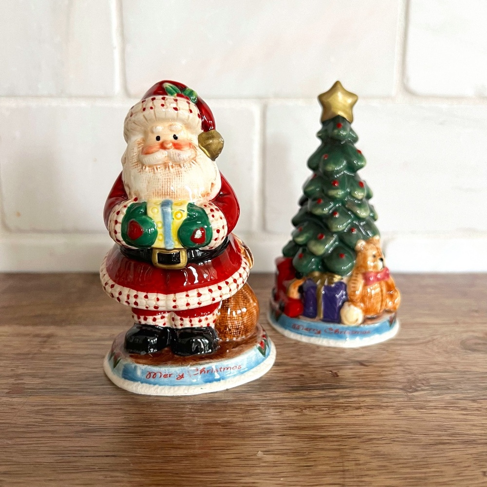 Fitz and Floyd Santa and Christmas Tree Salt and Pepper Shakers